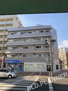 ラフィーネ日比野